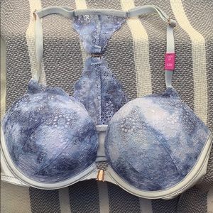 32D VS push up bra